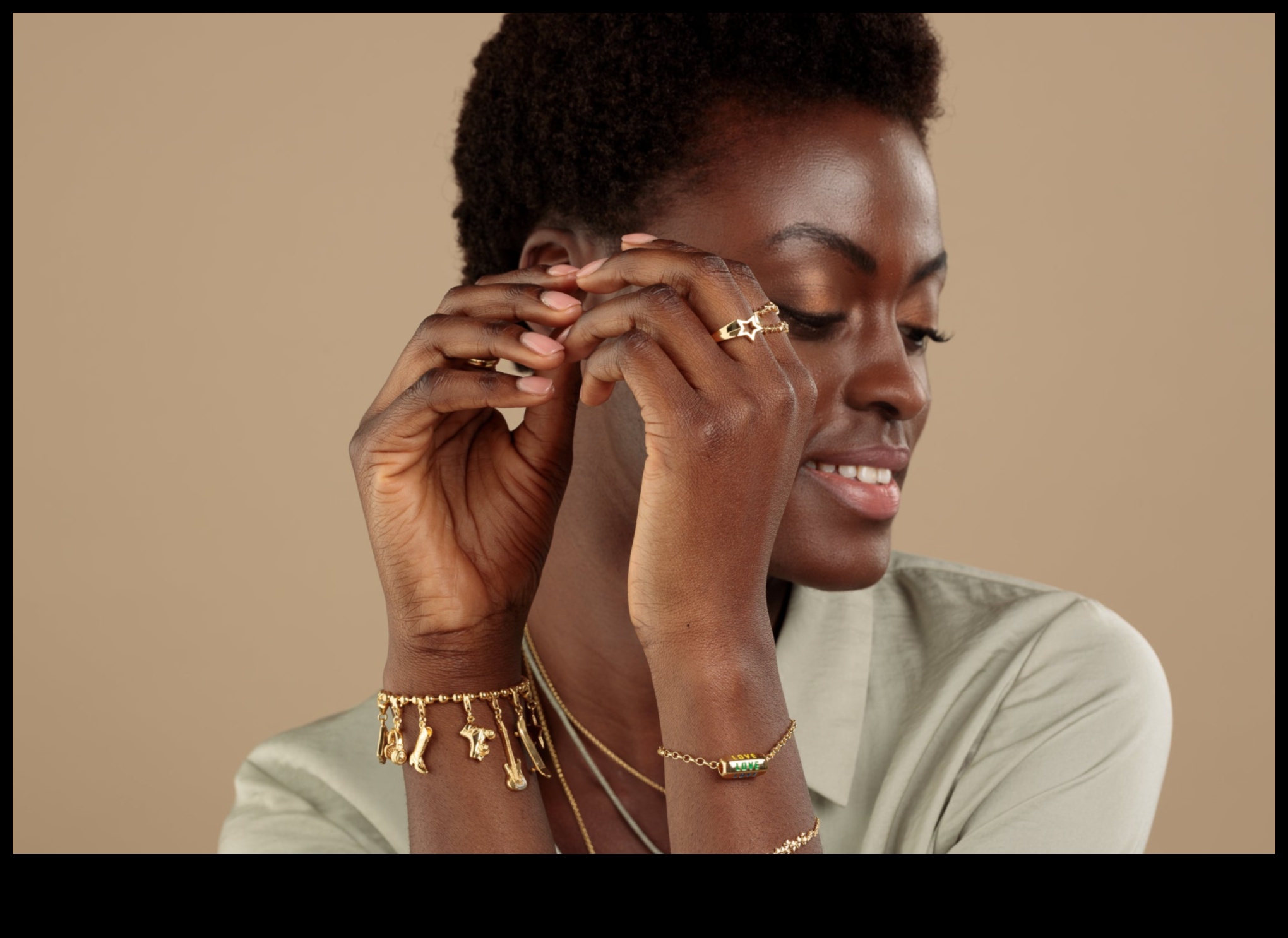 Apbur savu izskatu: rokassprādzes, kas nepieciešamas mūsdienu ikonai