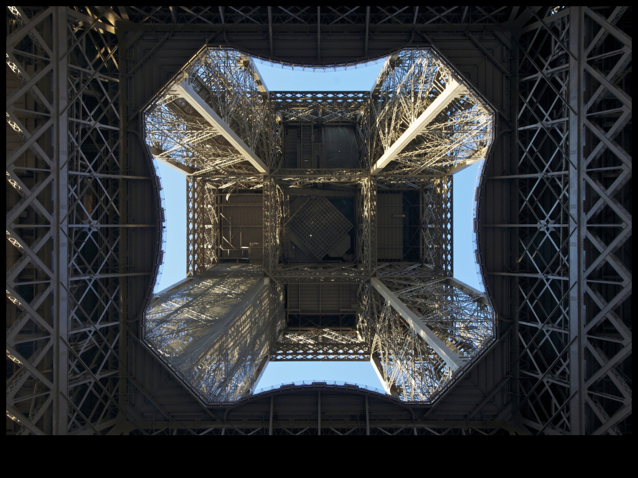 Inovatīvas struktūras: orientēšanās modernās arhitektūras pasaulē