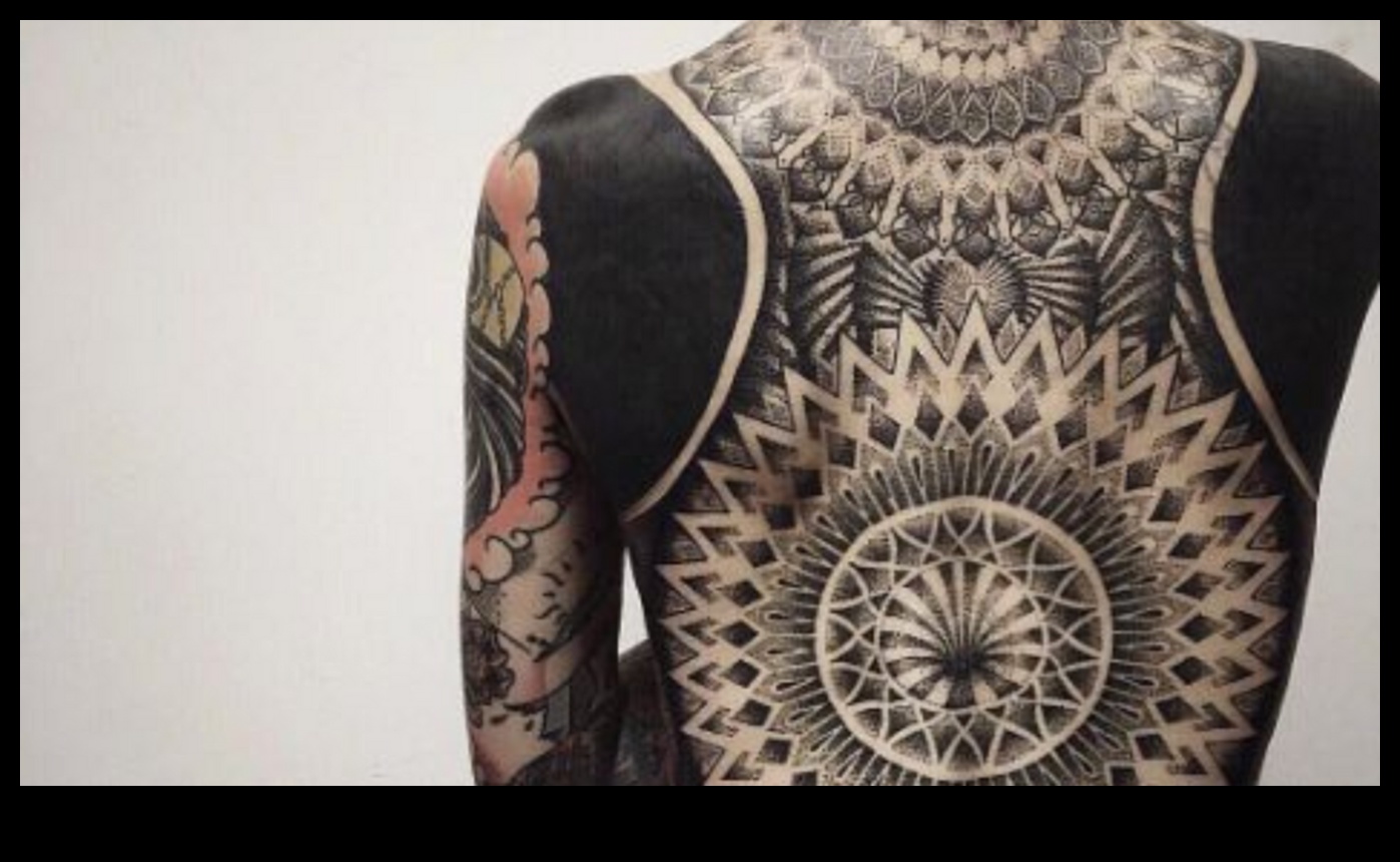 Tetovējumu gobelēns: stāstu aušana, izmantojot dizainu