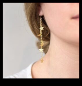 Debesu kaskāde: ļaujiet zvaigznēm krist ap jūsu ausīm ar mūsu debesu auskariem