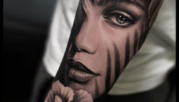 Tēlniecības dzīve: reālisma tetovējumi, kas pārsniedz iztēli un konvencijas katrā insultā