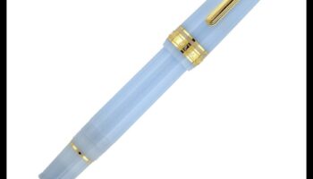 Jūras stāsti: stāsti, kas stāstīti caur klasiskajiem tradicionālajiem tetovējumiem