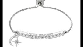 Gaismas saites: savienojiet sudraba mirdzumā