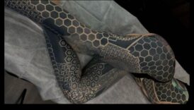 Tetovējumu gobelēns: stāstu aušana, izmantojot dizainu