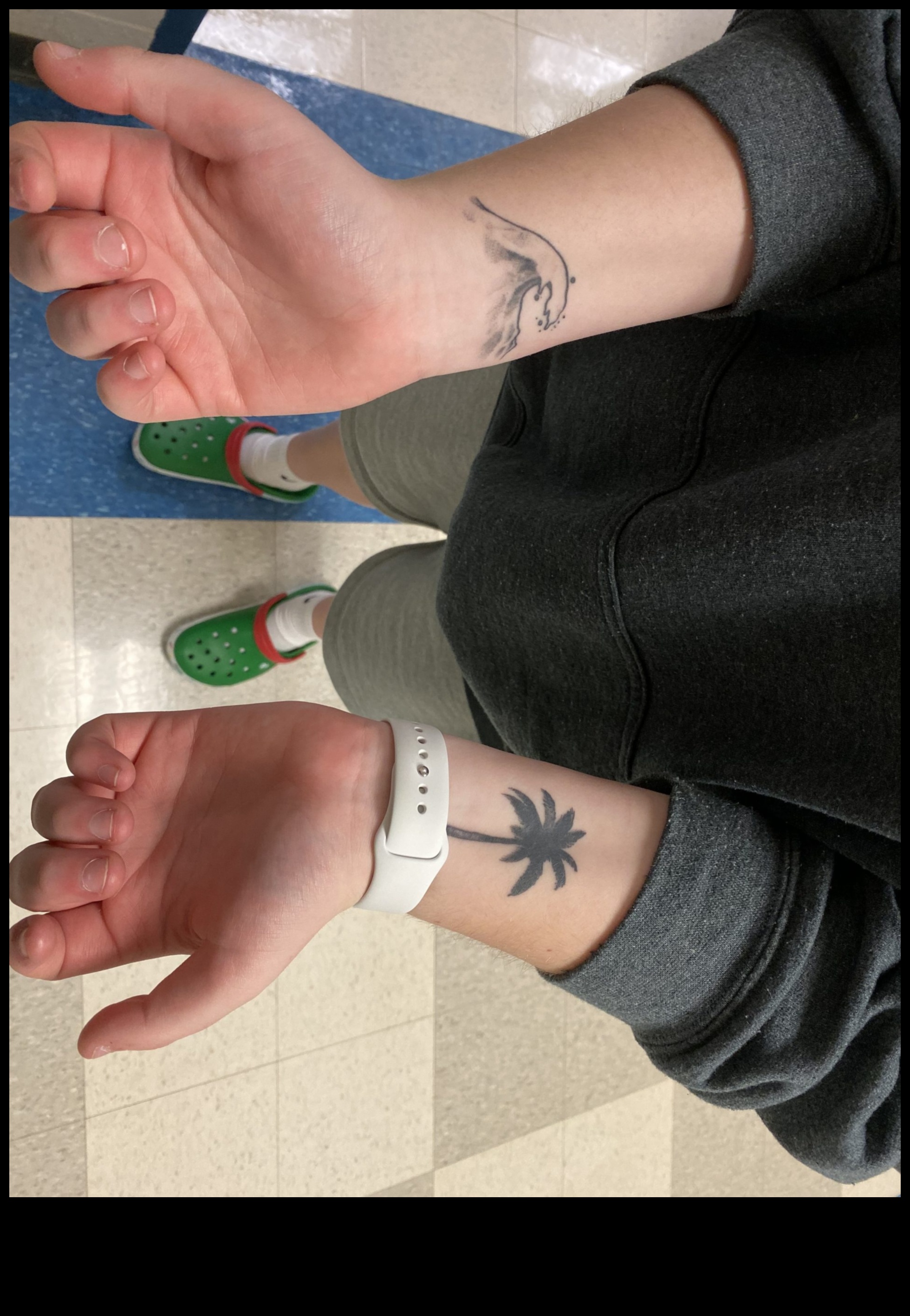 Tetovētas alegorijas Simboliski stāsti, kas stāsta par 1 Tetovētas alegorijas: simboliskos stāstos veidotas hronikas