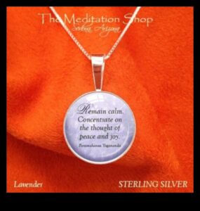 Veidots miers: atrodiet mieru mūsu rāmo kaklarotu meistarībā