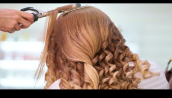 Zīdaina simfonija: skaistas melodijas izveide taisniem matiem